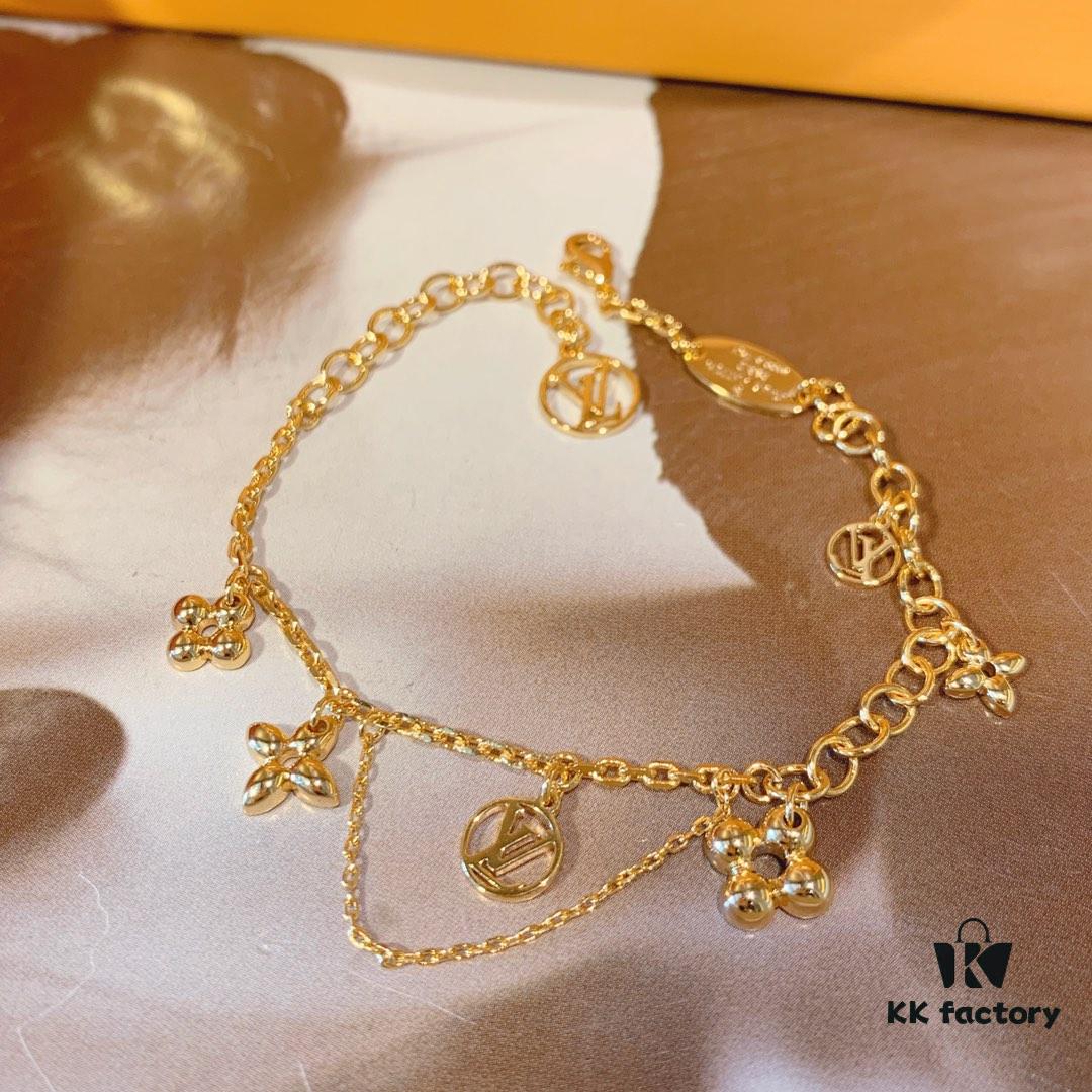 Lv Floral Bracelet – So Beautiful!