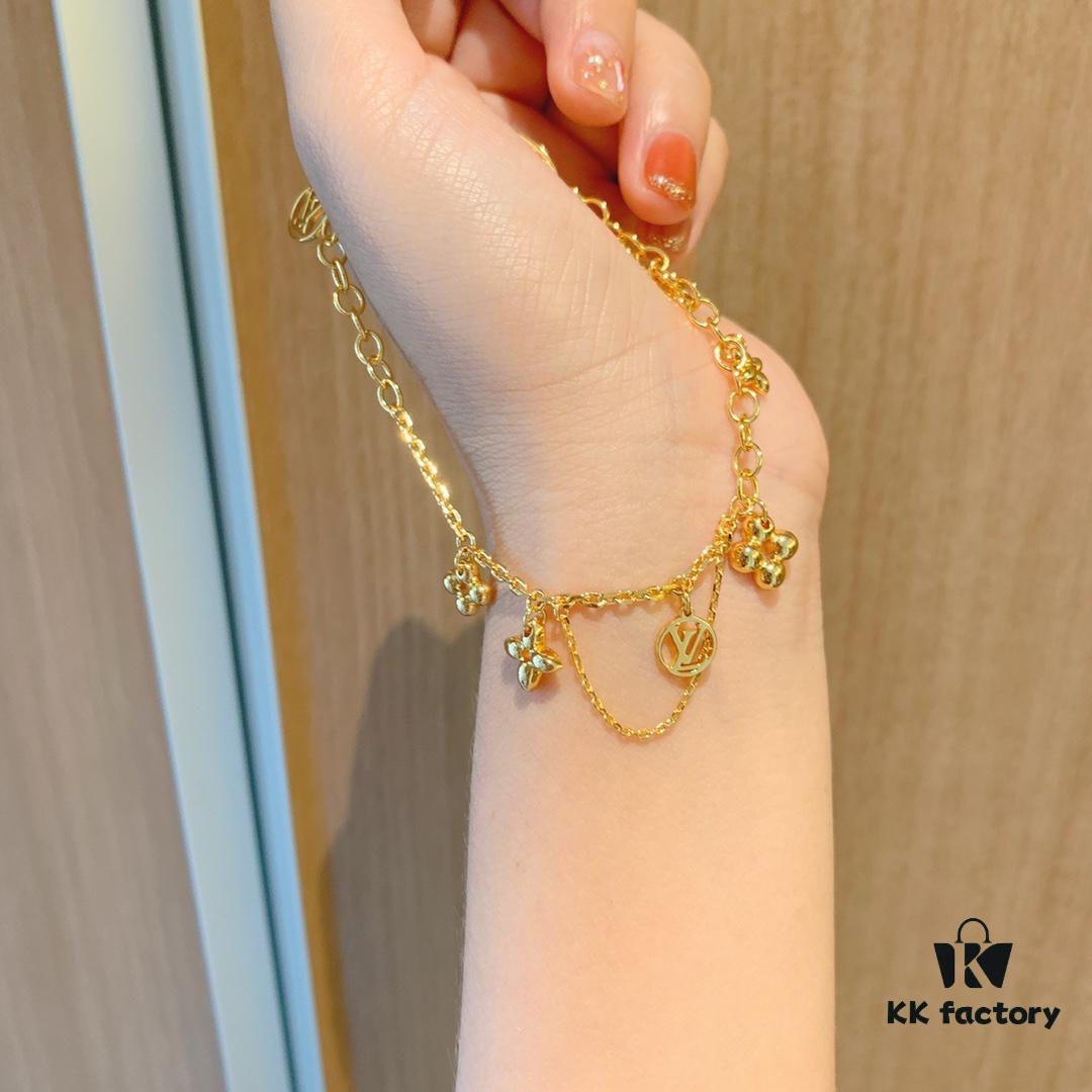 Lv Floral Bracelet – So Beautiful!