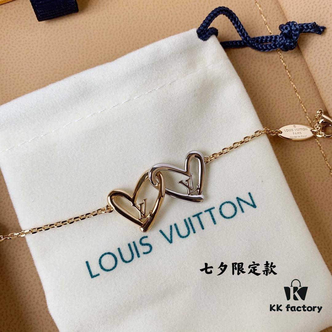 692fcf7699f2d84055c89bfe L Valentine's Day Limited Edition Heart Bracelet