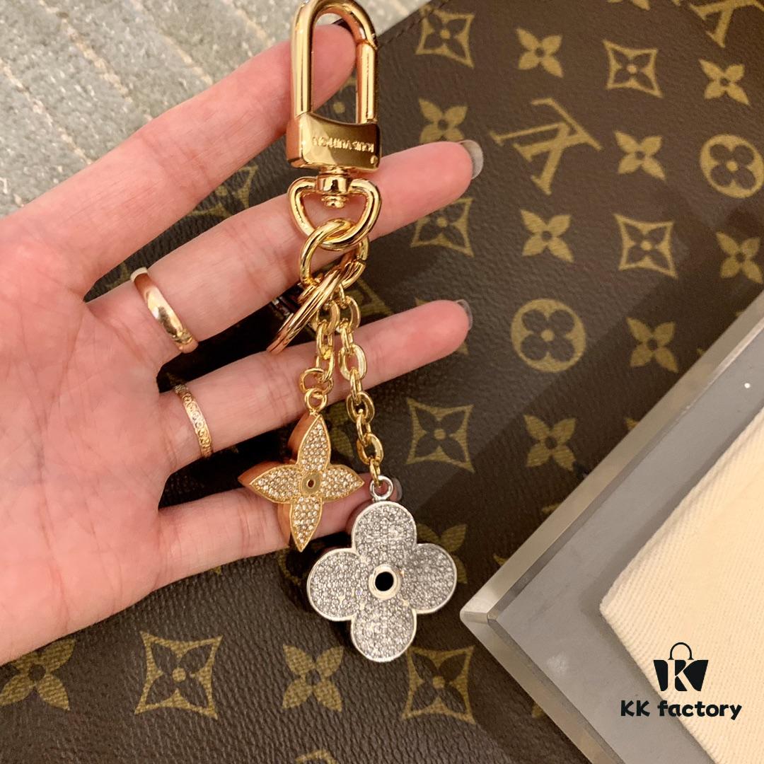 2020 Early Spring New Diamond-Embellished Bag Charm and Keychain