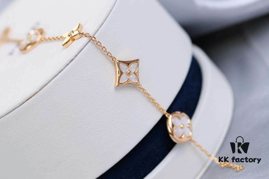 692fcfae99f2d84055c89c62 LV Louis Vuitton Five-Flower Bracelet in V Gold, Never Fades