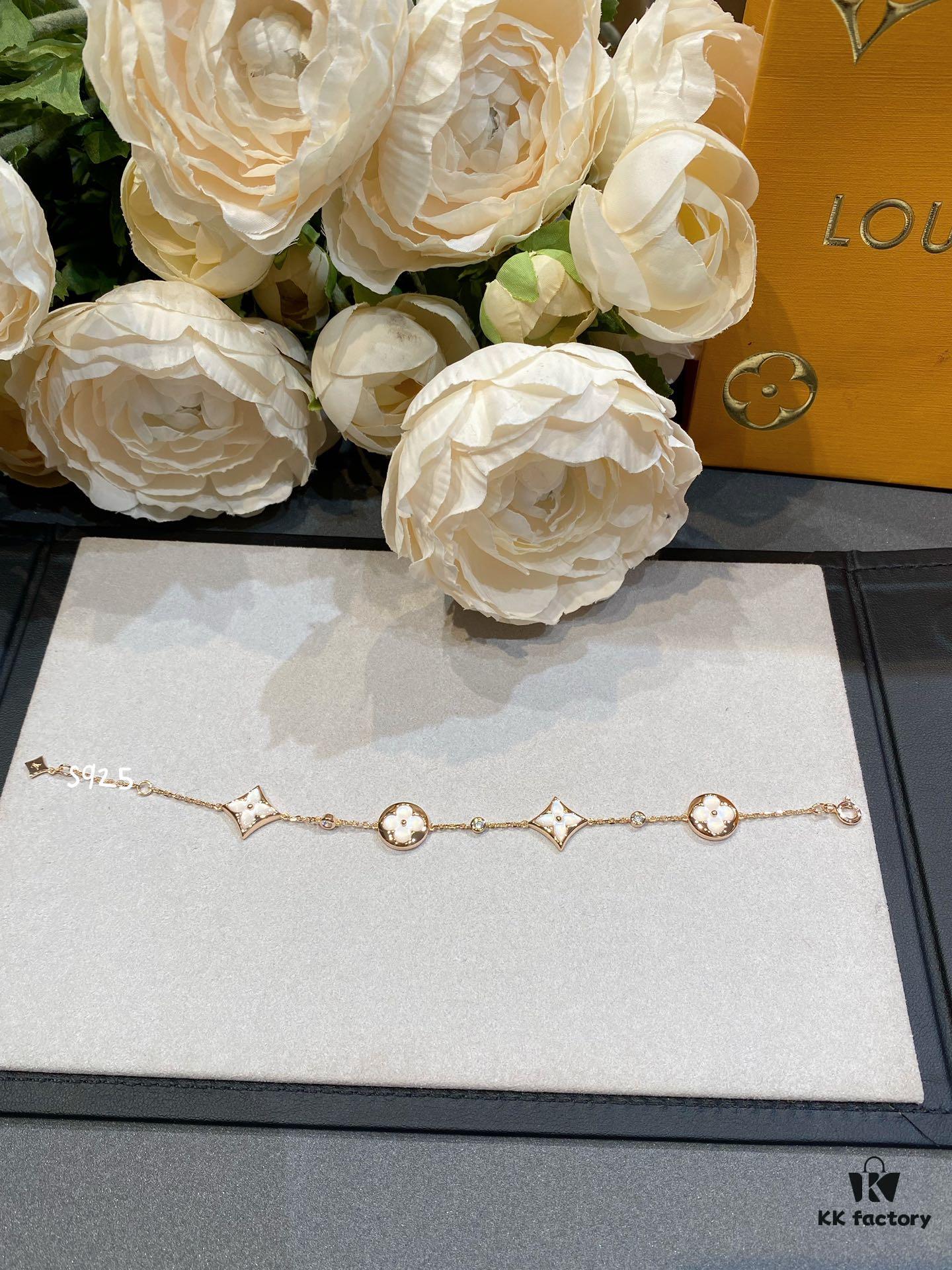 692fcfb699f2d84055c89c74 New Arrival, Classic LV Monogram Four-Flower Bracelet