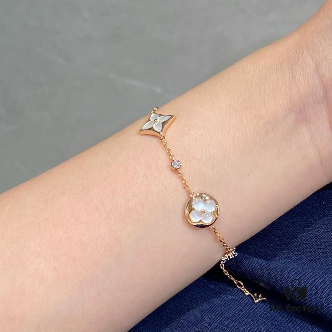 692fcfb899f2d84055c89c78 Four-flower bracelet, a fairy-like jewelry piece that's beautiful worn alone and doesn't require layeringâeconomical and elegant!