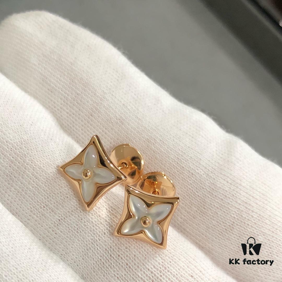 692fcfbb99f2d84055c89c7f New Arrival, Classic LV Monogram AB Style Mother-of-Pearl Flower Earrings