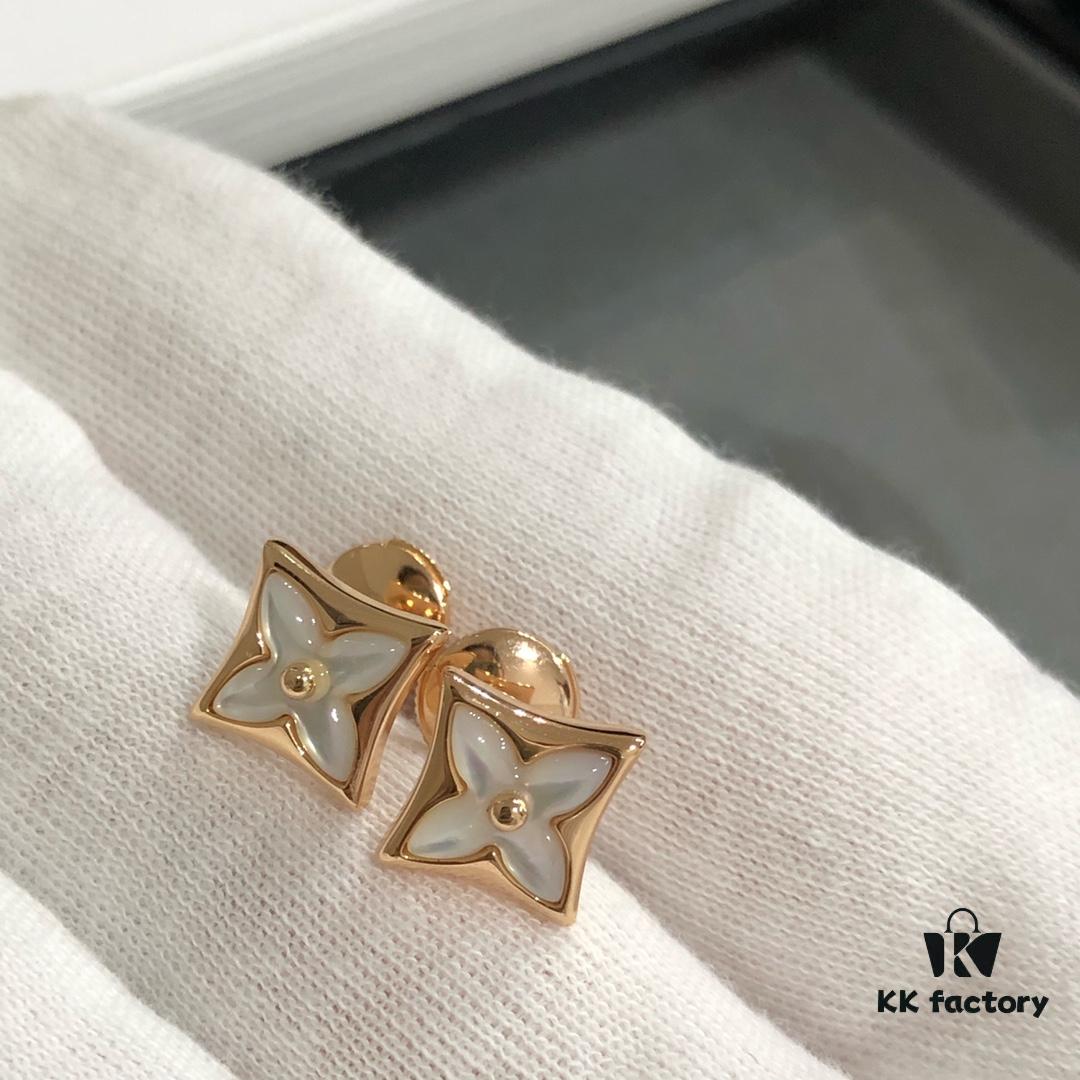 692fcfbc99f2d84055c89c82 New Arrival, Classic LV Monogram AB Style Mother-of-Pearl Flower Earrings