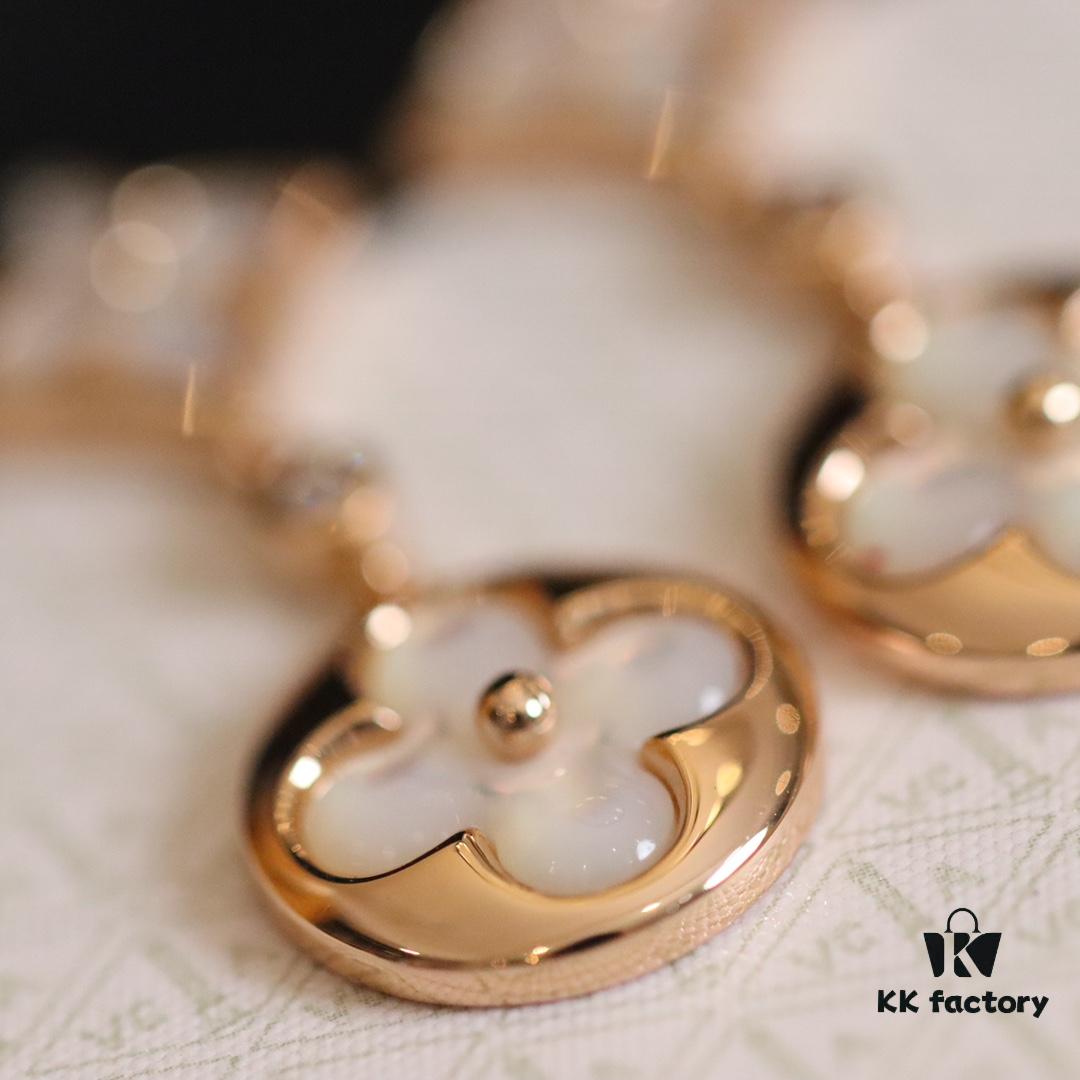 692fcfc199f2d84055c89c8f Our Design - Donkey House Rhombus Round White Mother of Pearl Stud Earrings