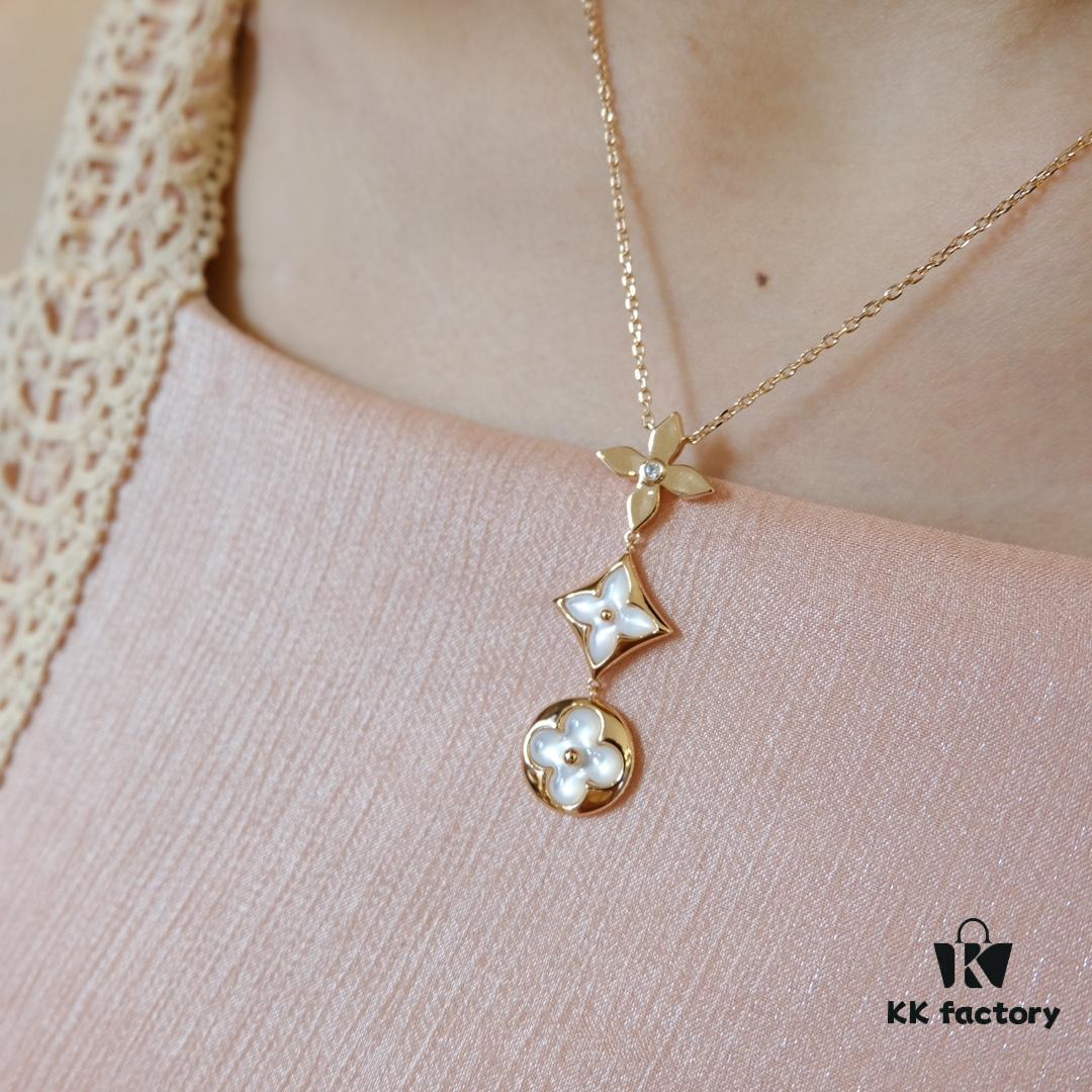 692fcfc799f2d84055c89c99 Exquisite ZP LV Jewelry with Classic Flower Design, White and Pink Mother-of-Pearl Accents, and a Touch of Diamond Sparkle