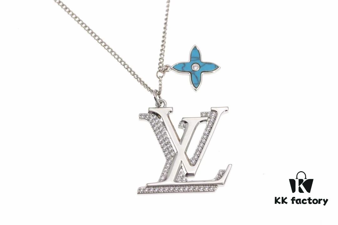 692fcfdc99f2d84055c89cc5 Louis Vuitton New Arrival 💗 Louis Vuitton Monogram Turquoise Men's Necklace