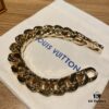 692fd00299f2d84055c89d0e LV Gold Bracelet 🔥 Featuring Multiple Craftsmanship Techniques, the Rarest Release – Stunning on Wrist ✨✨ M68259 Chain Links Patches