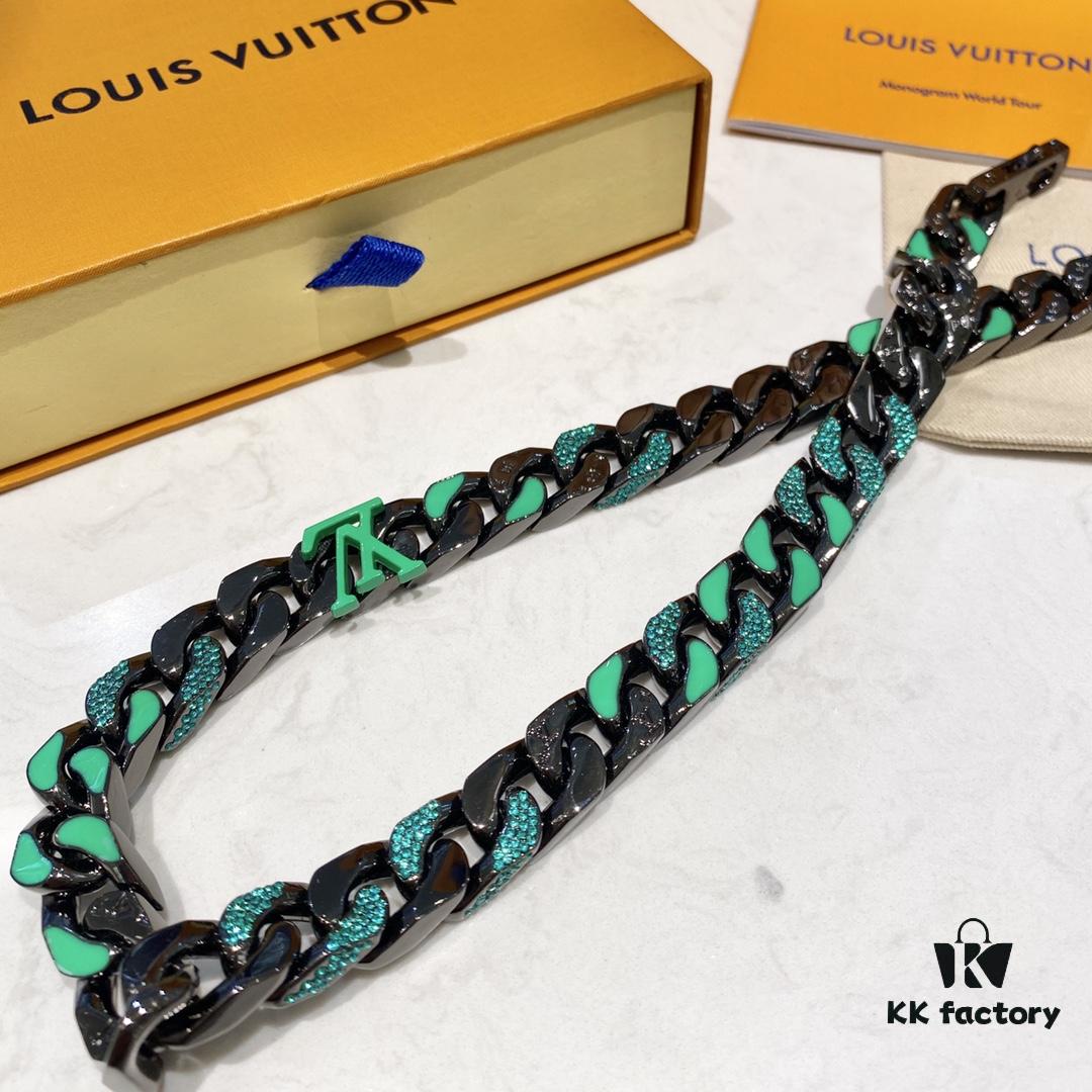 692fd01099f2d84055c89d26 New Arrival: LV Chain Links Patches Cuban Green Colored Diamond Necklace for Men