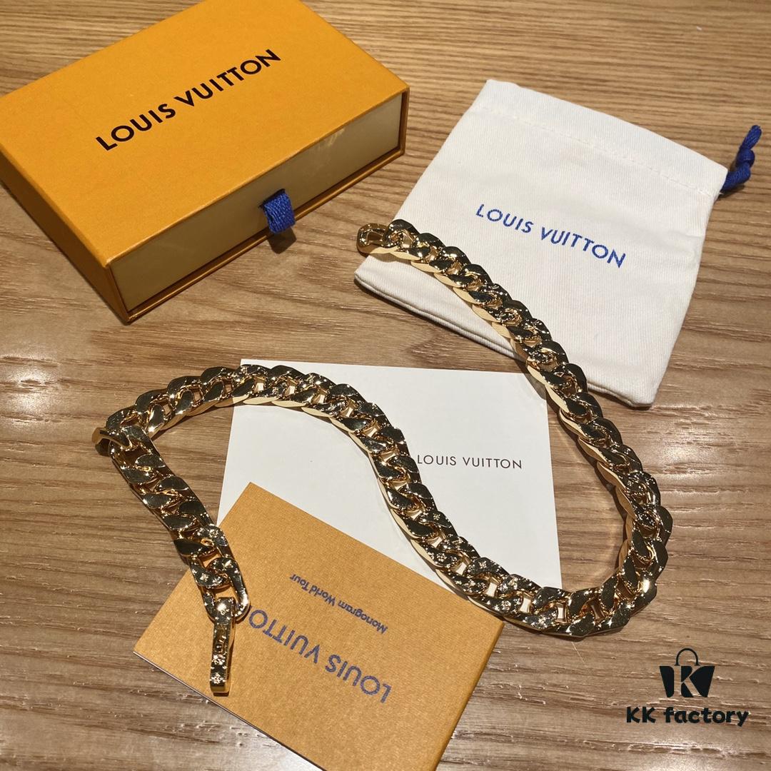 692fd04799f2d84055c89d7a LV Gold Necklace 🔥 One Necklace with Multiple Craftsmanship, the Rarest Release, Extremely Cool to Wear ✨✨ M68259 Chain Links Patches
