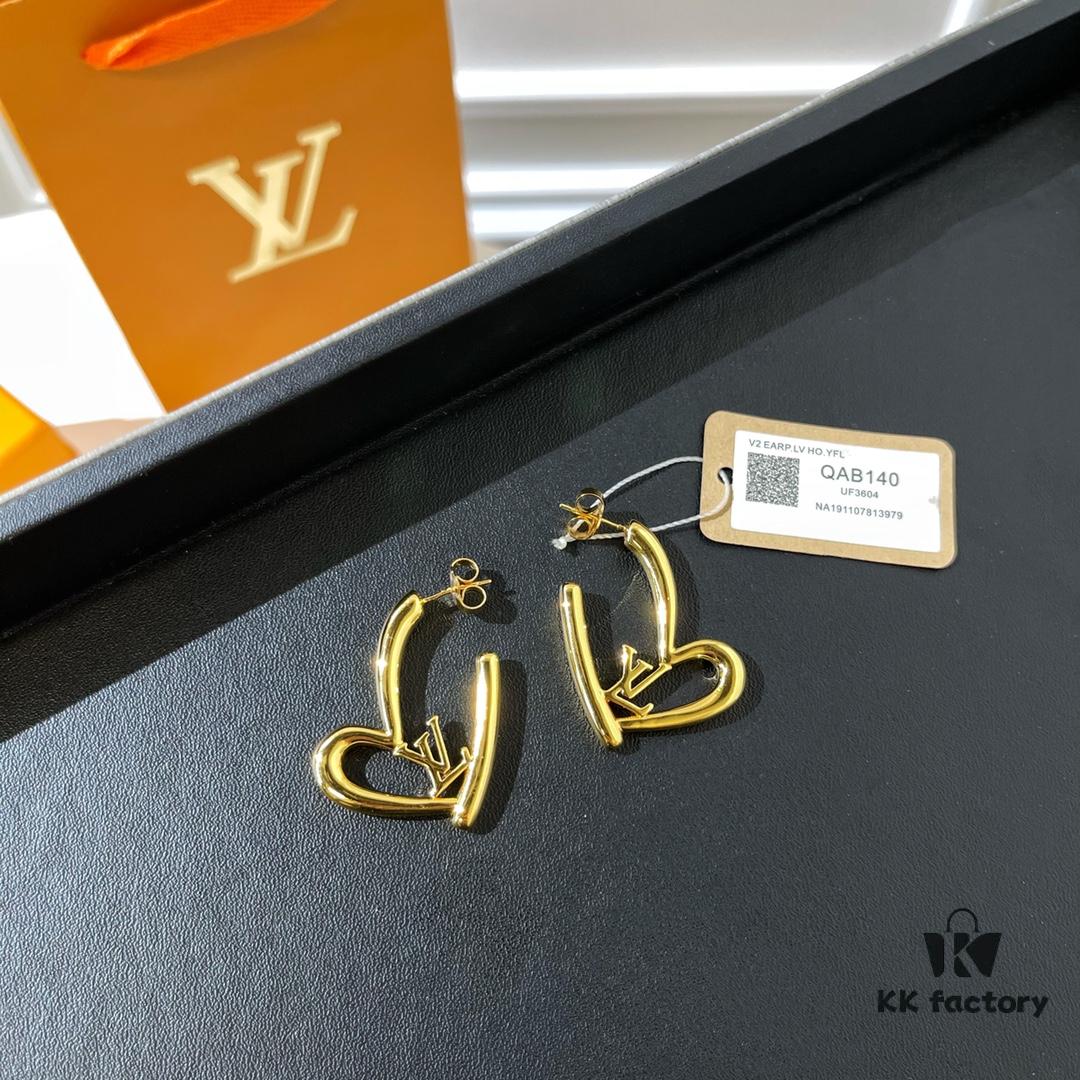 692fd05b99f2d84055c89d9b ❗️Qixi Limited Edition❗️ Louis Vuitton LV Letter Heart ❤ Necklace and Earrings