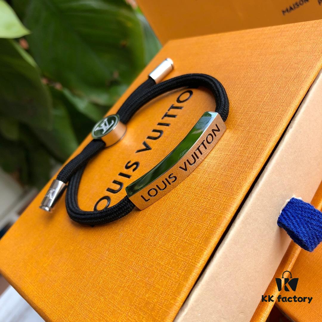 692fd07399f2d84055c89dc7 Louis Vuitton LV Monogram Leather Bracelet in Original Design - Premium Replica, Best Market Version, Adjustable Unisex Cuff with Brass Hardware, Cowhide Lining, Four Classic Patterns, Retro and Modern Style, Complete Packaging