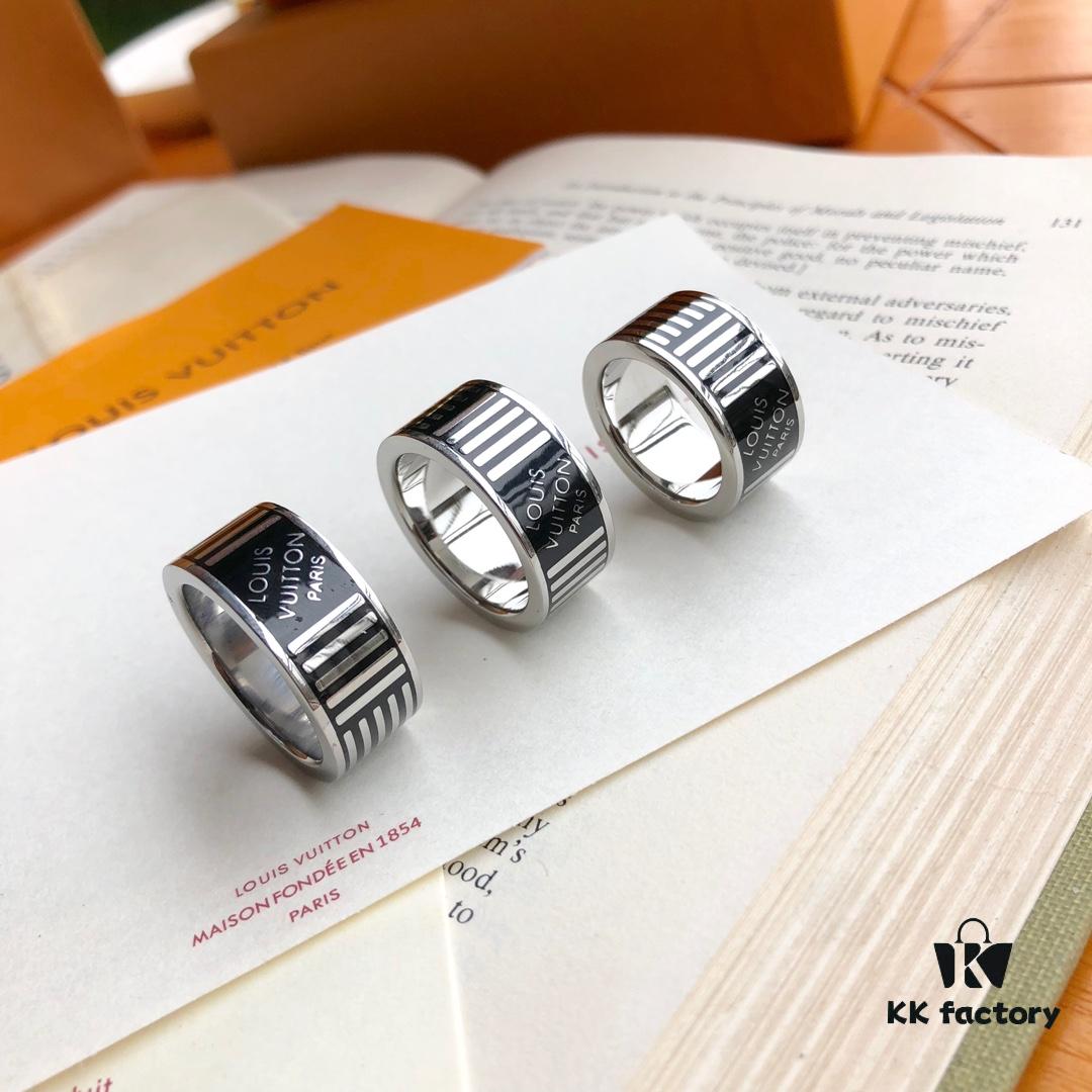 692fd07d99f2d84055c89ddd Exclusive In-Stock! LV Enamel Love Series Ring – Ideal Valentine's Gift, Couple's Design, Sleek and Elegant, 316 Stainless Steel, Precision Craftsmanship with Louis Vuitton Stamp