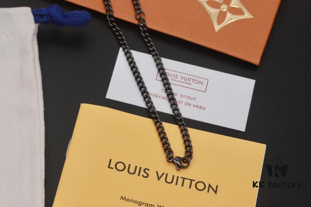 692fd0ae99f2d84055c89e34 New Arrival Louis Vuitton Flower Cut Necklace