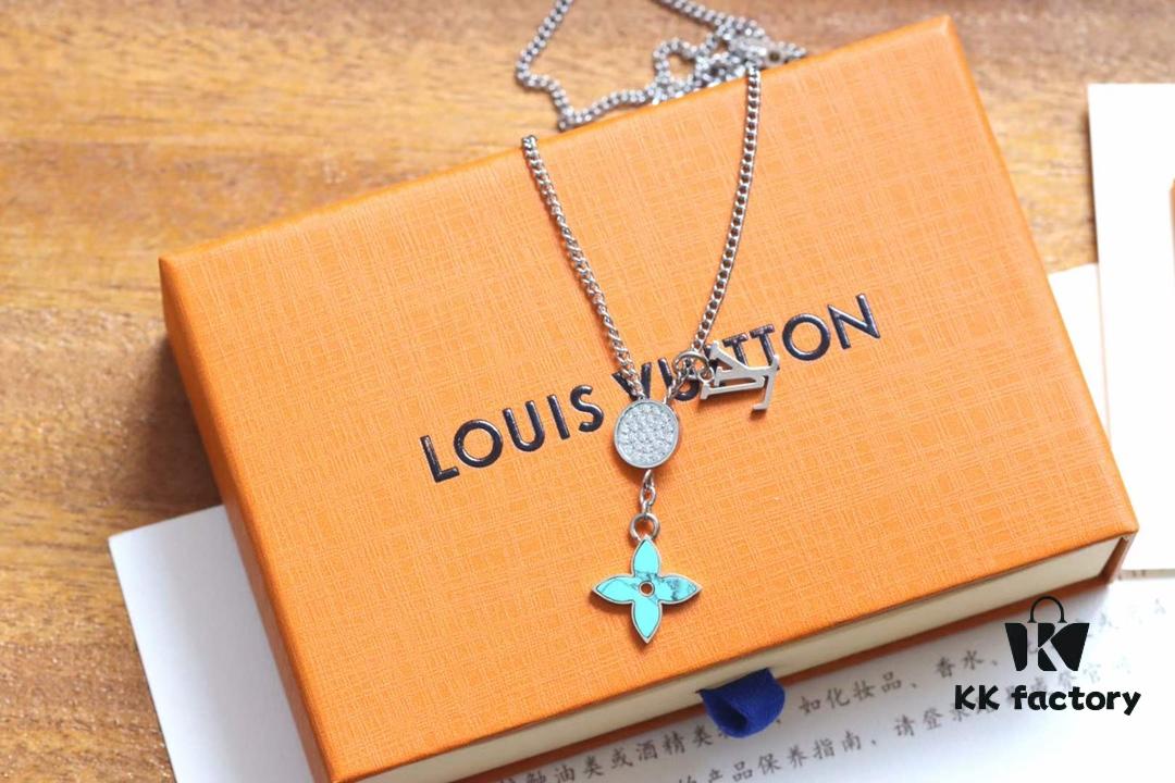 692fd0b999f2d84055c89e47 Louis Vuitton Opal Green Floral Letter Couple Necklace