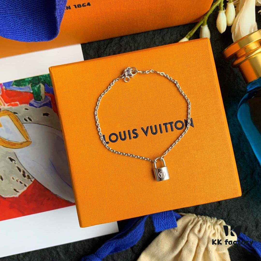 692fd0dd99f2d84055c89e80 LV Charity Lockit Bracelet in Sterling Silver, Unisex Design