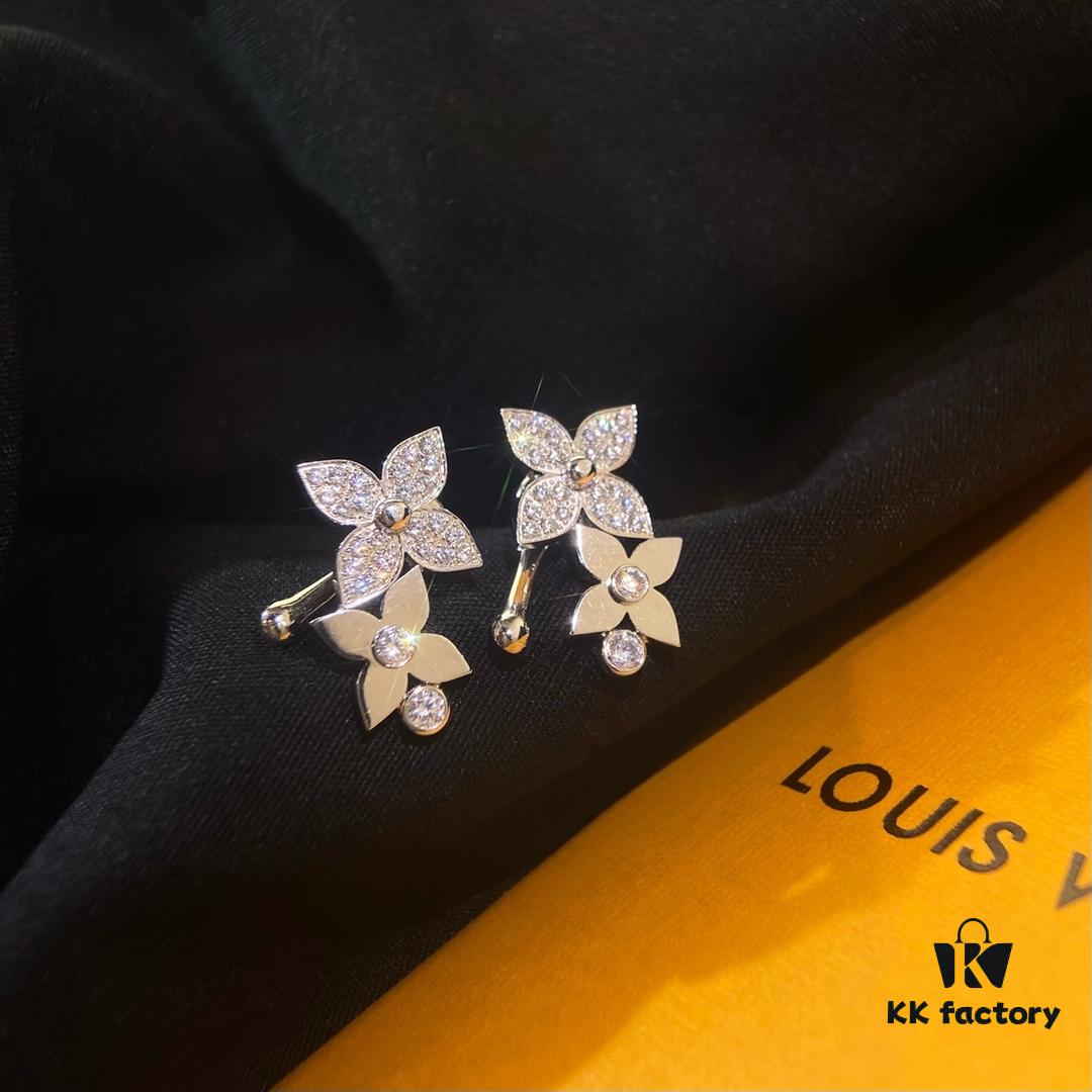 Hand-set Diamond CNC High Version Dogwood Flower Stud Earrings