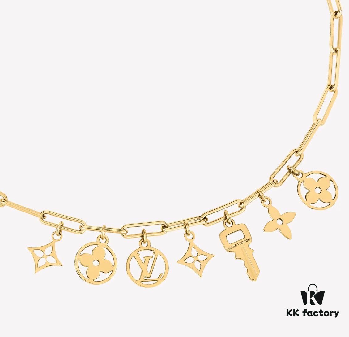 692fd10999f2d84055c89eca 👑LV Louis Vuitton Fall/Winter 2021 Fashion Chunky Chain Multi-Floral Necklace, New Arrival, Stylish Combination with LV Signature Elements, Official Website Selected Design Featuring Brilliant Faceted Craftsmanship for a Lustrous, Eye-Catching Shine from Every Angle, Elegant and Highly Recognizable with Minimalist Design