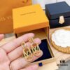 692fd11b99f2d84055c89ee6 LV 2022 New Arrival Gold and Silver Dual-Tone Letter Earrings Louis Vuitton Luxury Custom Heavy Gold Plating One-to-One Craftsmanship