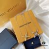 692fd12399f2d84055c89ef6 LV Louis Vuitton 2021 Bestseller ZP Out of Stock Smooth Flawless Series Pea Cross Necklace Vintage Super Stylish Look