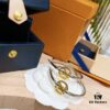 692fd12899f2d84055c89eff LV 2022 New Arrival Gold and Silver Dual-Tone Crescent Hook Earrings Louis Vuitton Luxury Custom Thick Gold Plating One-to-One Craftsmanship