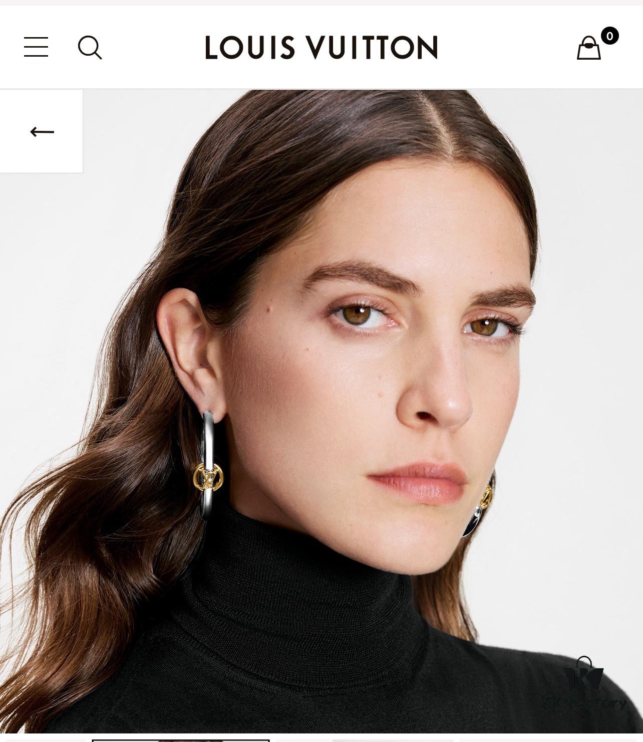 692fd12a99f2d84055c89f00 LV 2022 New Arrival Gold and Silver Dual-Tone Crescent Hook Earrings Louis Vuitton Luxury Custom Thick Gold Plating One-to-One Craftsmanship