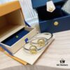 692fd12c99f2d84055c89f05 LV 2022 New Arrival Gold and Silver Dual-Tone Crescent Hook Earrings Louis Vuitton Luxury Custom Thick Gold Plating One-to-One Craftsmanship