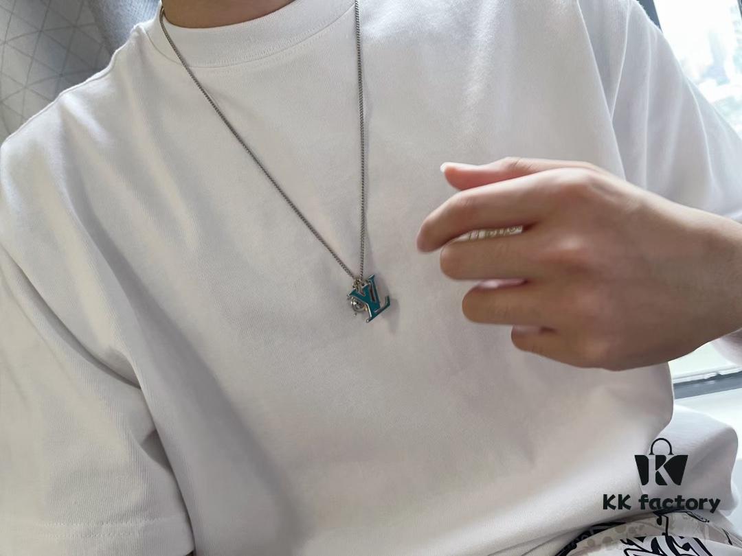 692fd16e99f2d84055c89f8d Louis Vuitton Aquatics Enamel Starfish and Turtle Necklace