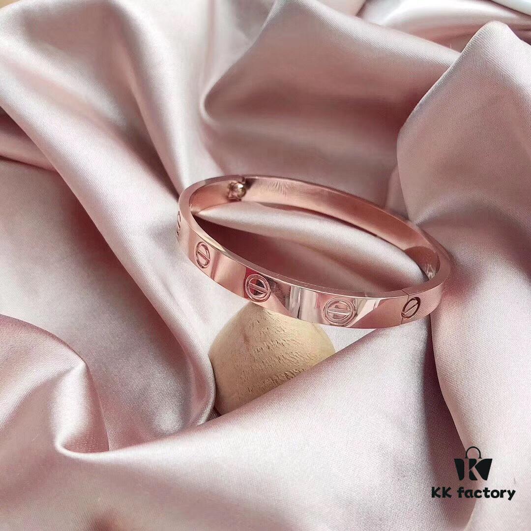 692fd1a599f2d84055c8a01e Top-Tier Cartier Love Bracelet Narrow Version with Screw Design, Heavyweight Recommendation, Proxy Purchase Edition with Screwdriver, Rose Gold Plated 925 Sterling Silver Micro-Inlay Craftsmanship