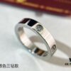 692fd1ff99f2d84055c8a114 Available in three colors: gold, rose gold, and silver; two styles: with or without diamonds, wide or narrow band; sizes from 5 to 11