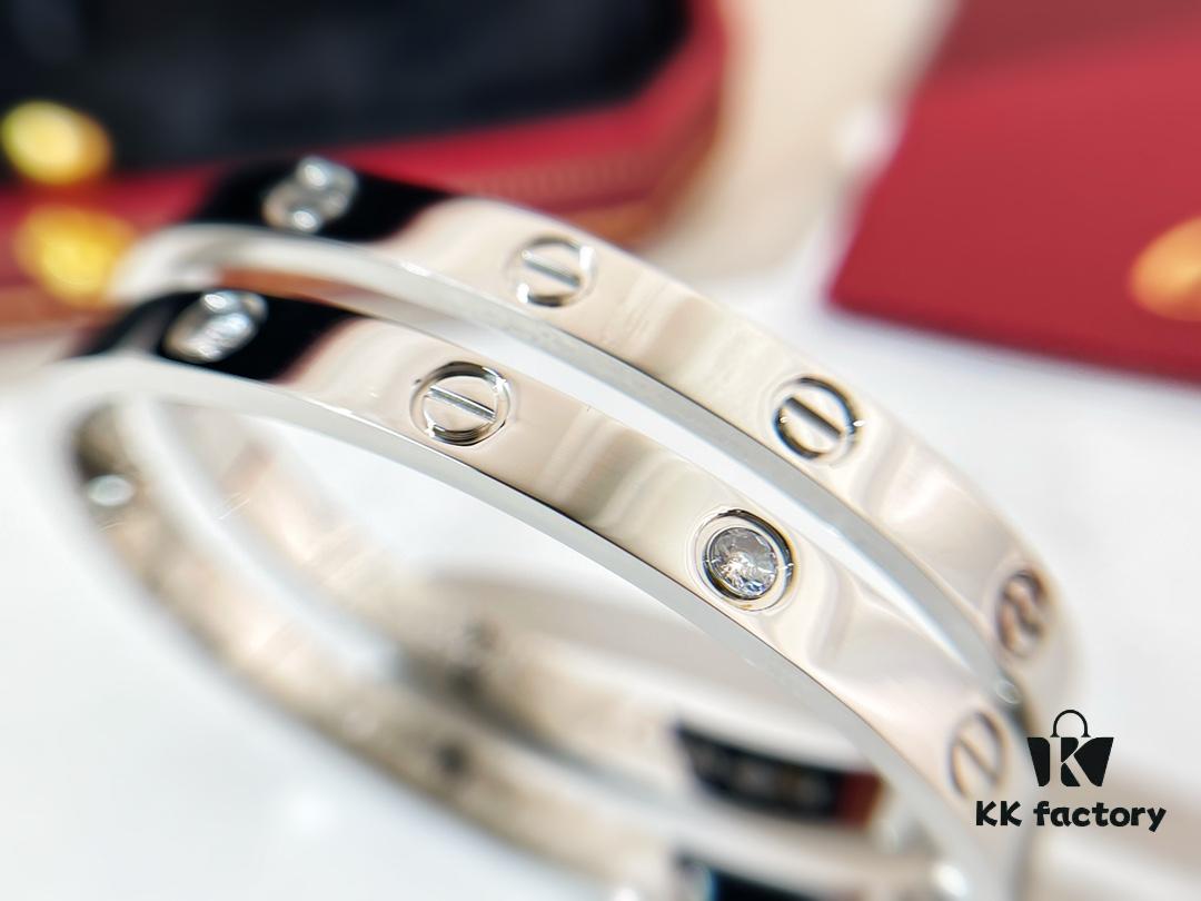692fd20899f2d84055c8a127 Cartier Classic Love Series Bracelet, Customizable with Laser Engraving