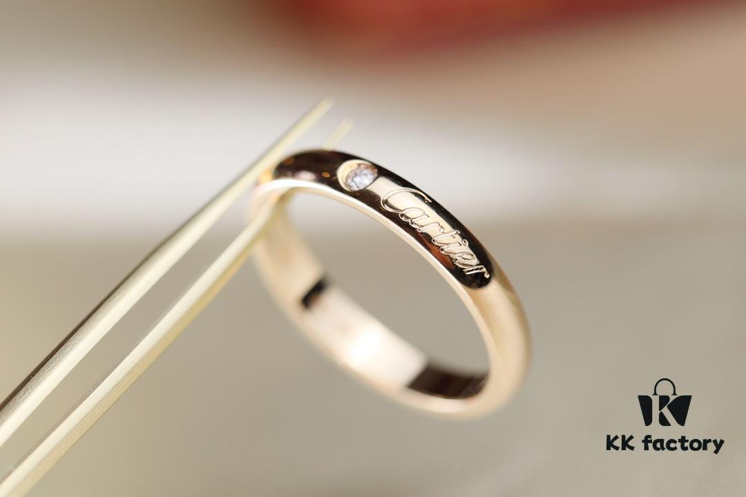 New Cartier-Inspired Solitaire Ring with Brilliant Single Diamond – Reversible Design, High-Polish V Gold 2.0 Material