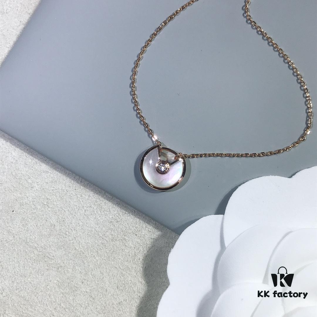 692fd27399f2d84055c8a1fa Carter Amulette Pendant Necklace - White Mother-of-Pearl (Love Charm)
