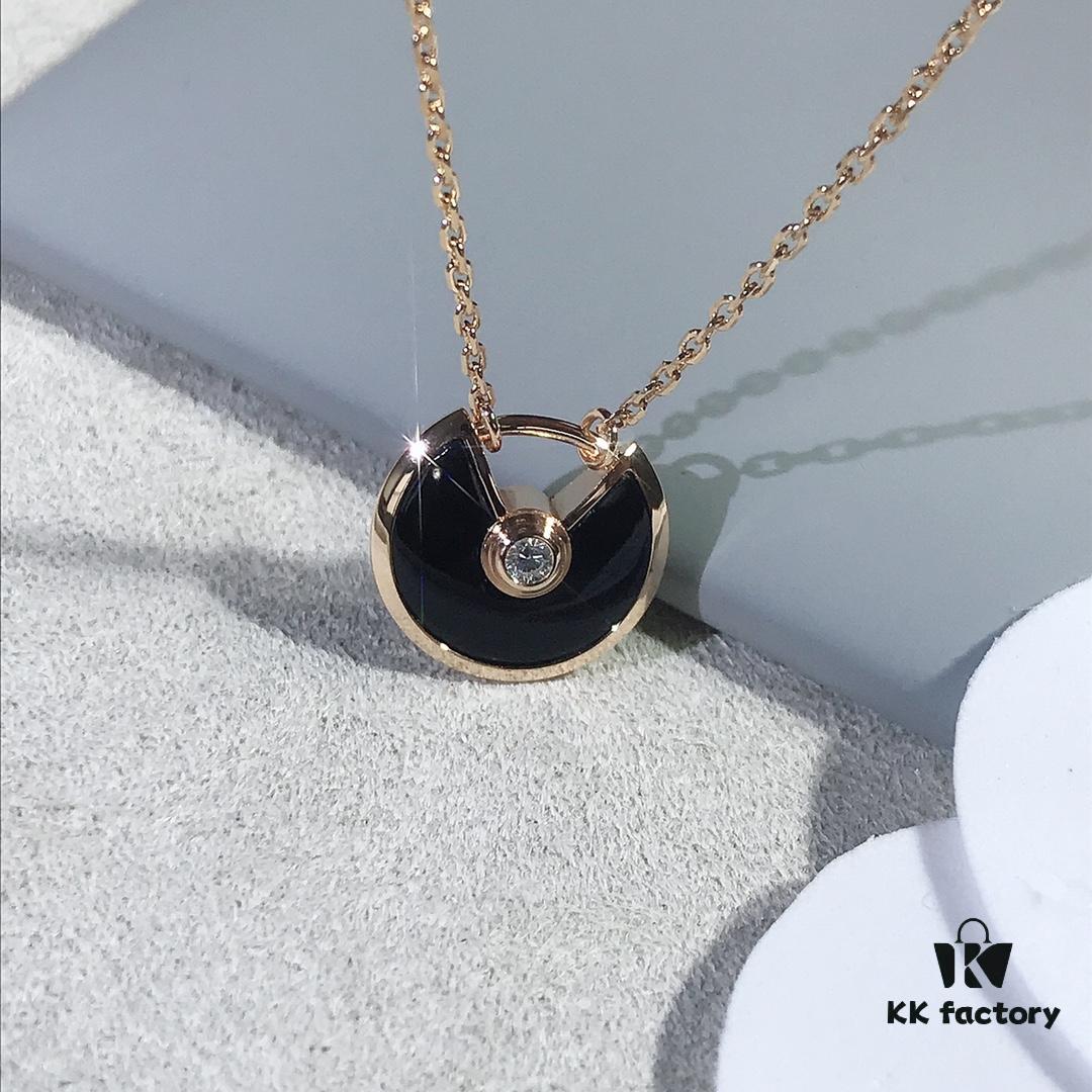 692fd27699f2d84055c8a1ff Carter Amulet Necklace - Black Onyx (Strength Talisman)
