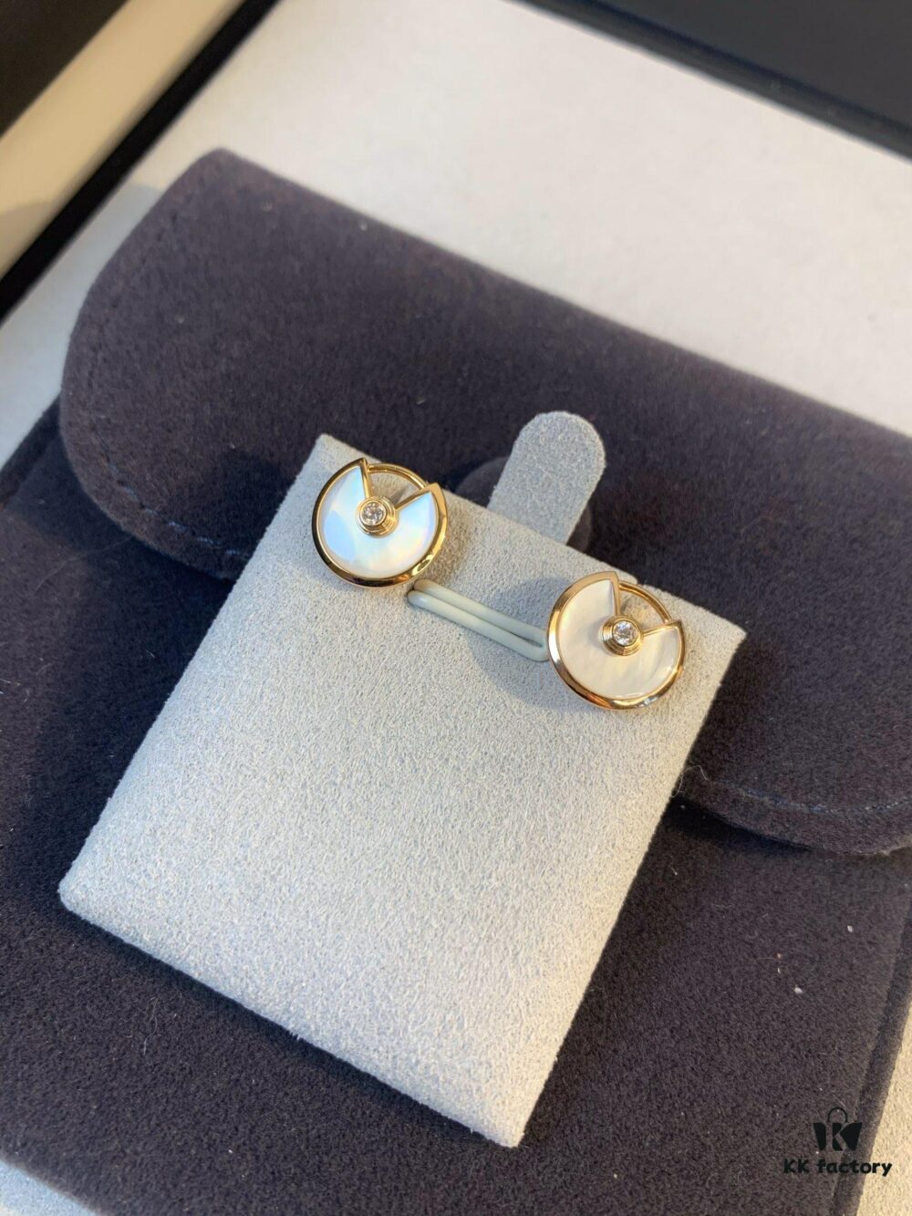 Exclusive Stock 💗🎈 Amulette de Ca Lucky Charm Stud Earrings – Pure Silver with Platinum Rose Gold Plating, CNC Upgraded Version, Original Logo