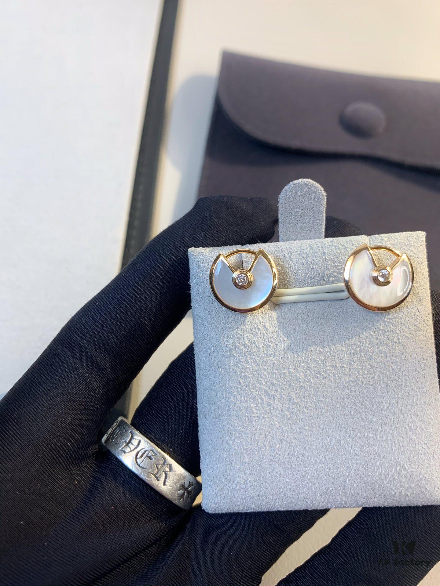 Cartier Amulette de Cartier Stud Earrings