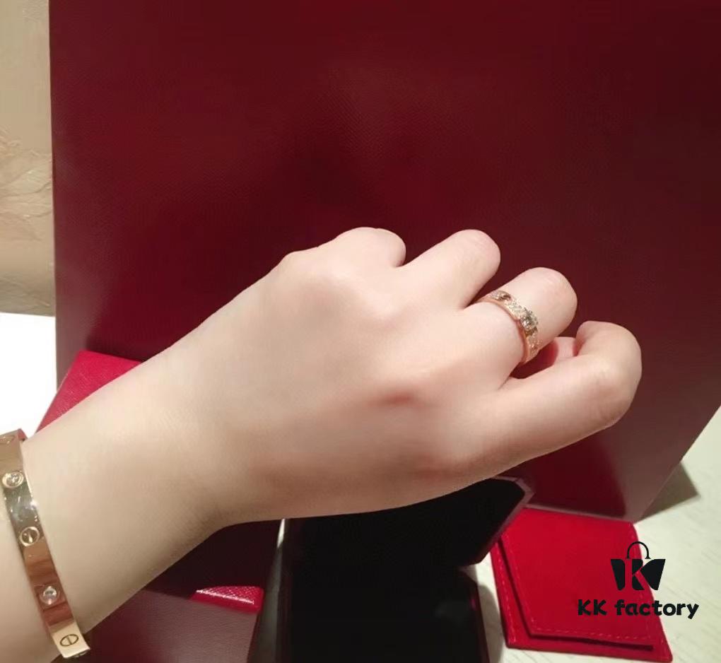 Hot Sale Top Quality Three Months Warranty! Cartier New Version Original Order Full Diamond Ring with High-Carbon Brilliant Cut Diamonds, 8 Hearts and 8 Arrows, Sterling Silver Luxury Micro-Pavé Design, Rose Gold and White Gold, Complete Sizes Available