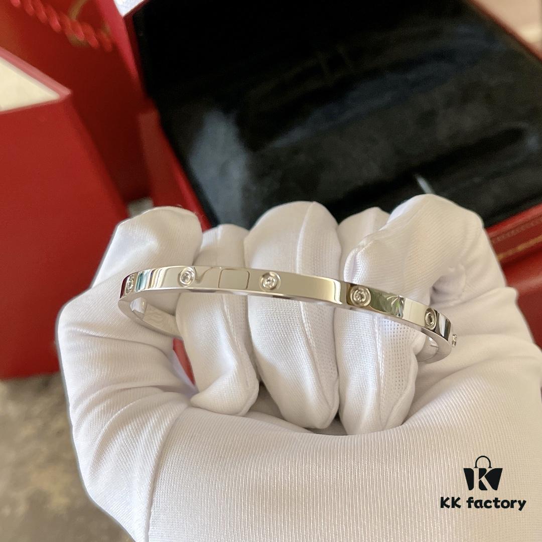692fd33699f2d84055c8a342 Screw Ten Diamond Mini Bracelet