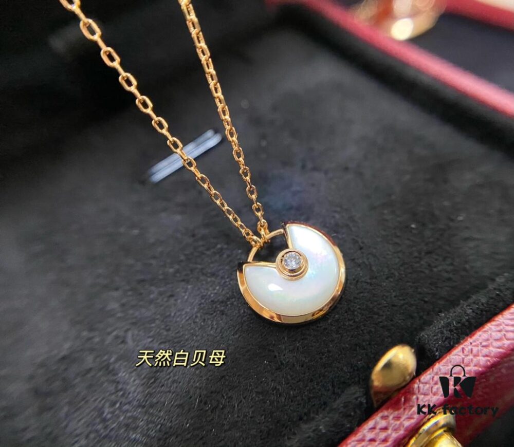 Experience the Details Under a Magnifying Glass: The White Is White Mother-of-Pearl, Symbolizing Protection