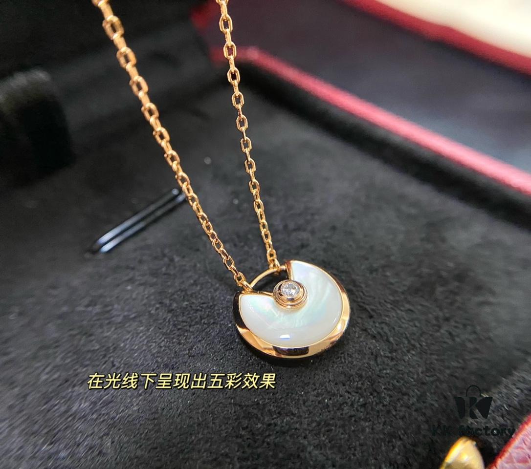 692fd38799f2d84055c8a3c2 Experience the Details Under a Magnifying Glass: The White Is White Mother-of-Pearl, Symbolizing Protection