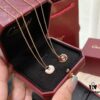 Two-color design, feel the overall texture; simple style matches any outfit – a must-have for everyone, definitely not a cheap imitation!