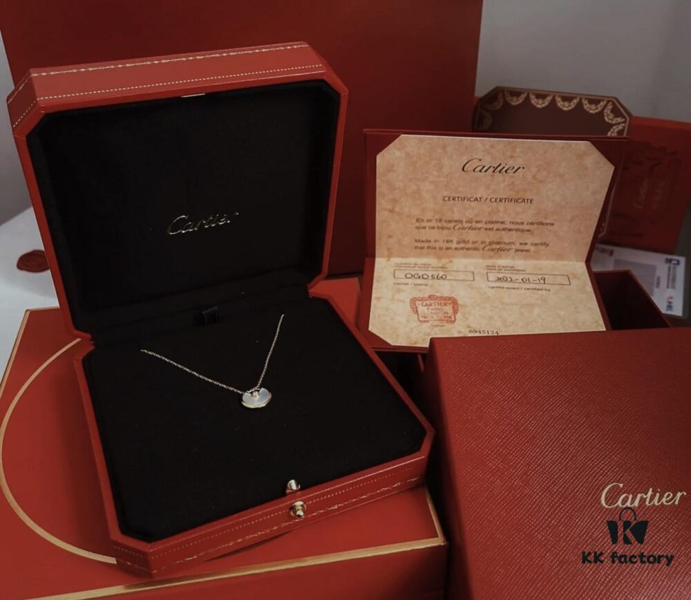 692fd38e99f2d84055c8a3cf Props Can Easily Win You Over, Truly a Classic – Effortlessly Unique in Every Shot! The Amulet Collection Carries Beautiful Symbolism of Protection, Perfect for Gifting to Close Friends