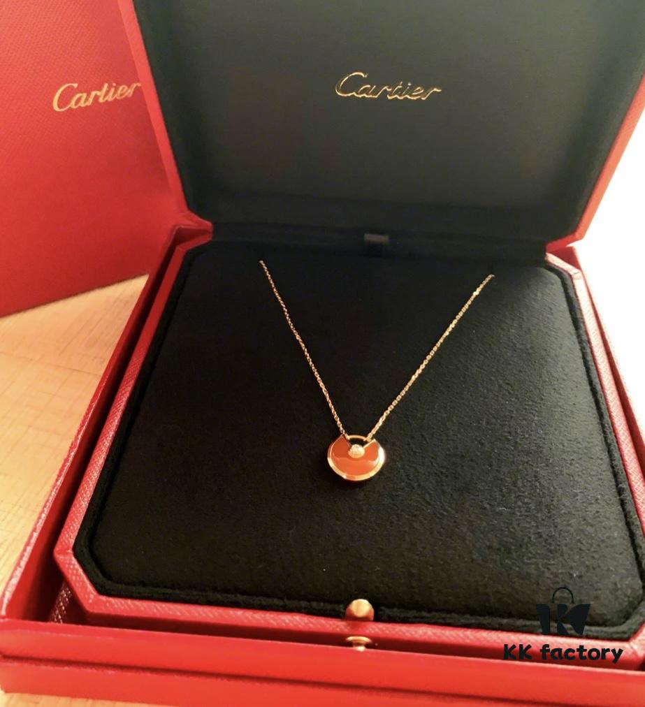 692fd39099f2d84055c8a3d1 Props Can Easily Win You Over, Truly a Classic – Effortlessly Unique in Every Shot! The Amulet Collection Carries Beautiful Symbolism of Protection, Perfect for Gifting to Close Friends