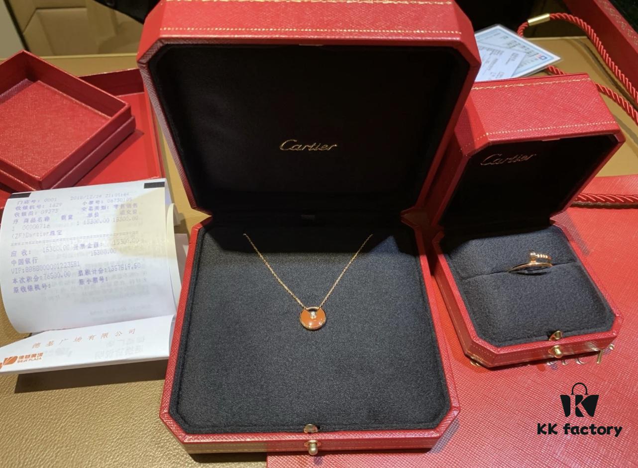 692fd39199f2d84055c8a3d3 Props Can Easily Win You Over, Truly a Classic – Effortlessly Unique in Every Shot! The Amulet Collection Carries Beautiful Symbolism of Protection, Perfect for Gifting to Close Friends