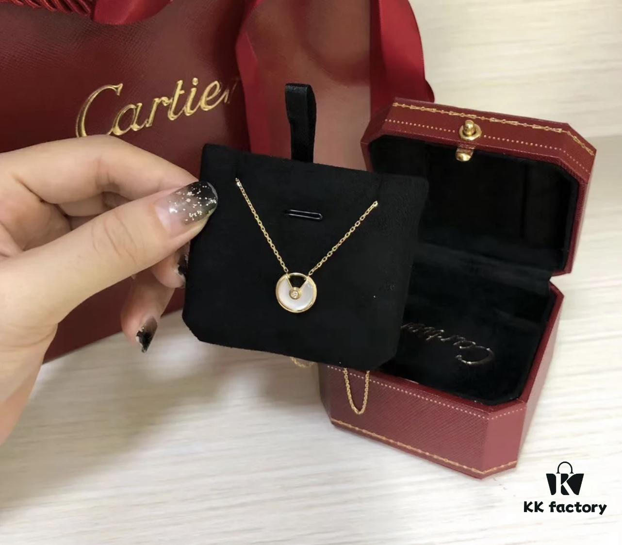 692fd39499f2d84055c8a3d8 Props Can Easily Win You Over, Truly a Classic – Effortlessly Unique in Every Shot! The Amulet Collection Carries Beautiful Symbolism of Protection, Perfect for Gifting to Close Friends