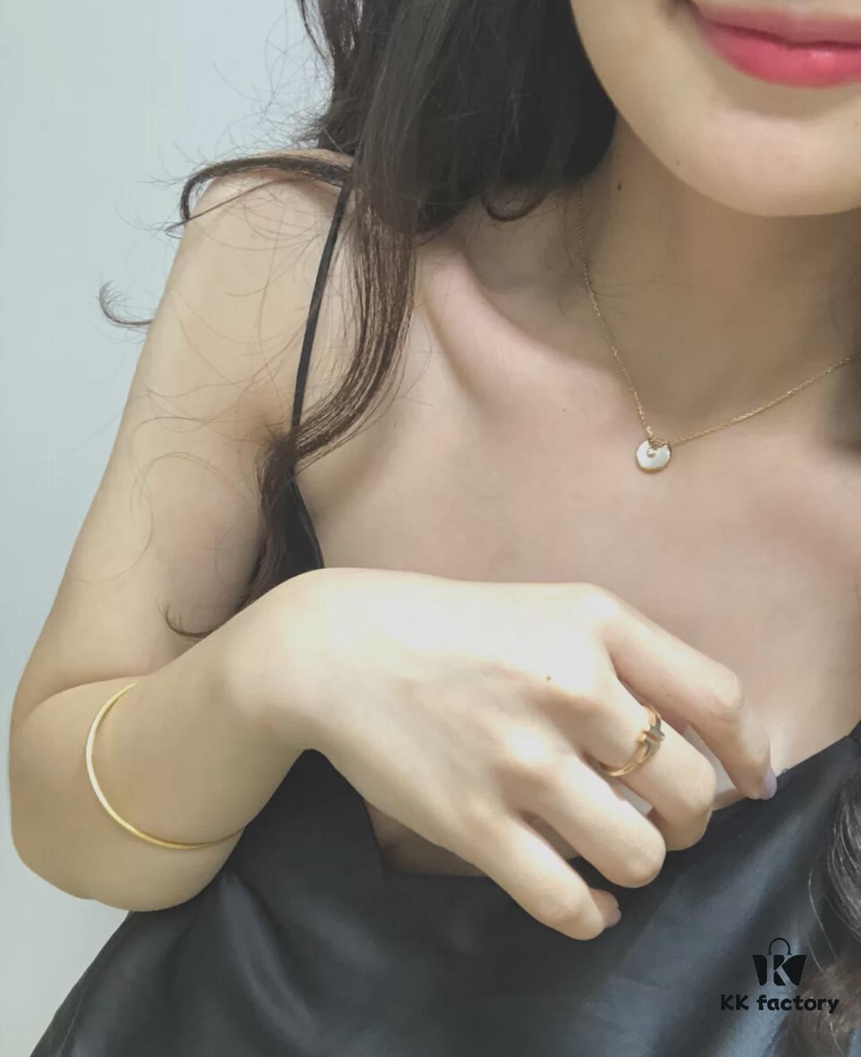 692fd3a499f2d84055c8a3f1 Classic Internet-Famous Style Adored by Celebrities and Influencers