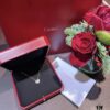 692fd3a899f2d84055c8a3fa Two colors arranged today, red represents health, white represents protection, a destined connection at first sight, with each piece carrying such beautiful meaning. Owning it is like possessing supernatural magic, ensuring you won't want to take it off once worn.