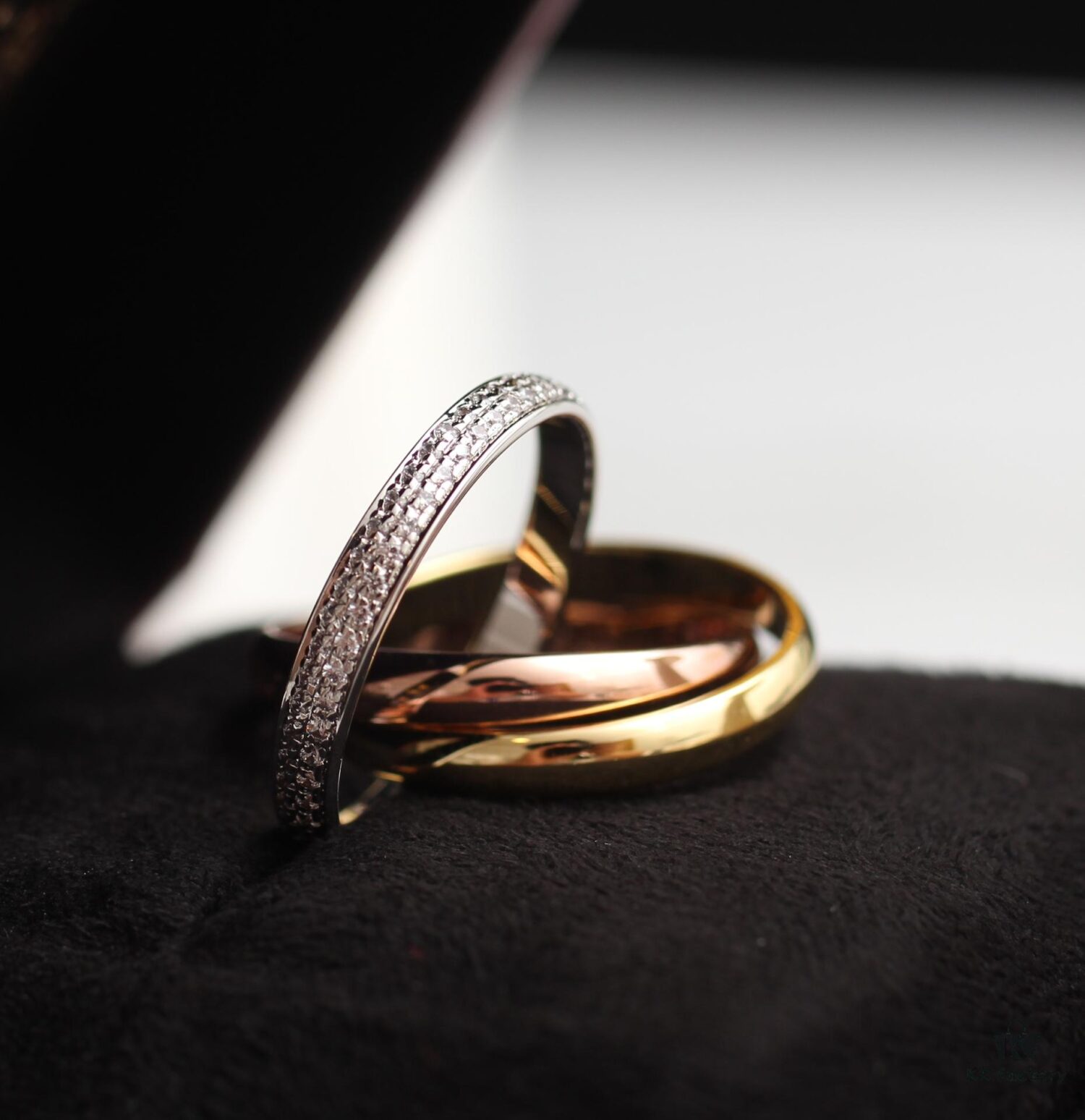 Cartier Trinity Single Ring Full Diamond Band