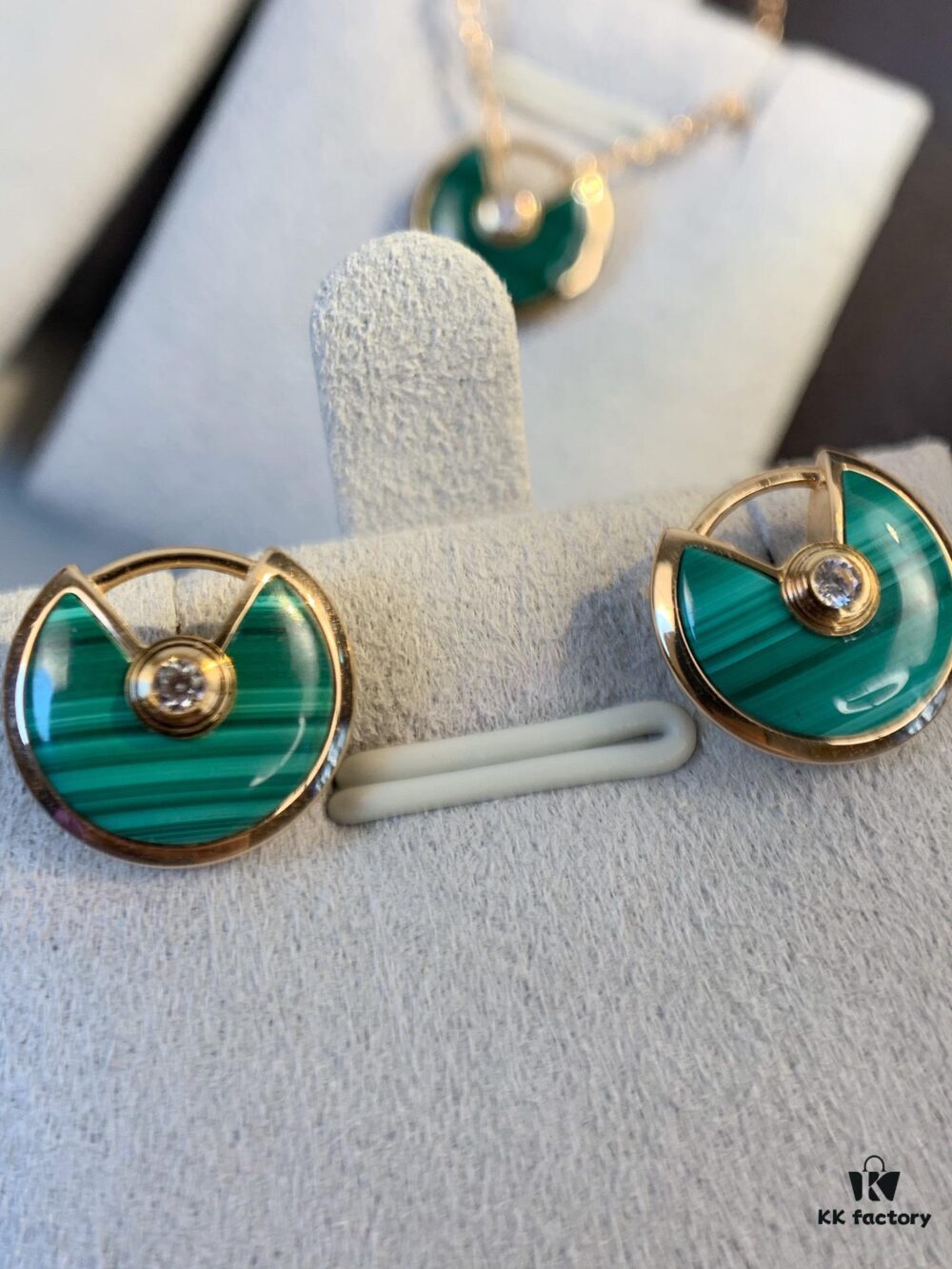 Exclusive In-Stock 💗🎈 Amulette de Ca Lucky Charm Stud Earrings